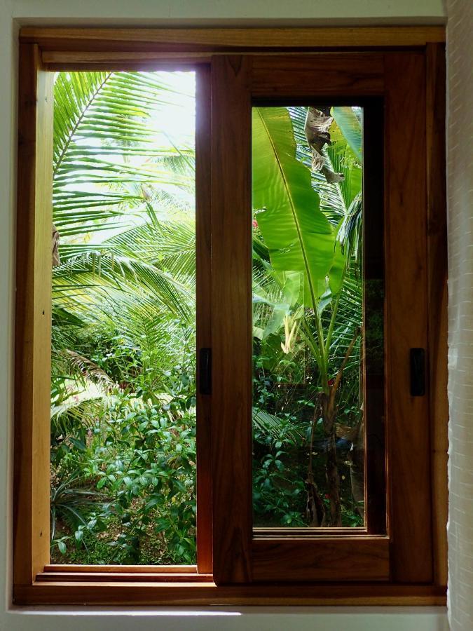 Casa Salvaje Vacation Rentals Bocas del Toro Exterior photo